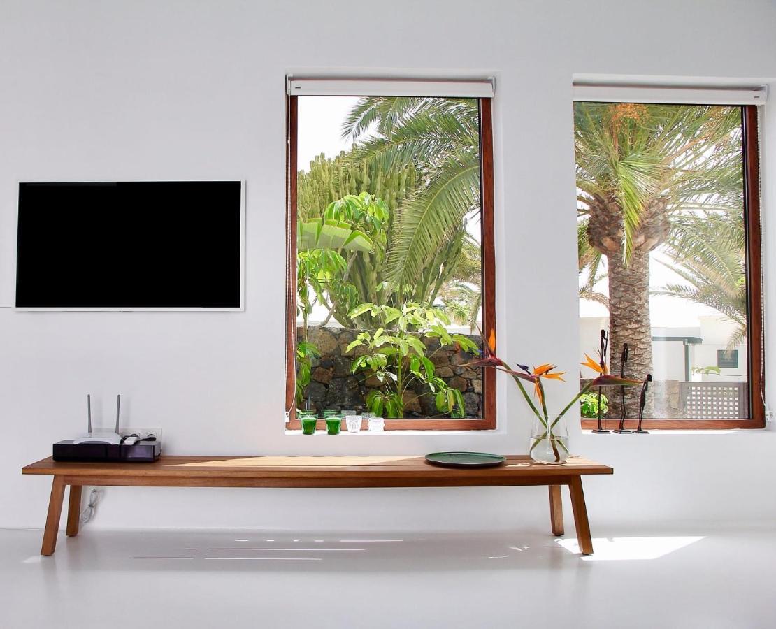 Unique, Stylish & Calm El Estanque By The Sea, Adults Only Villa Costa Teguise Luaran gambar